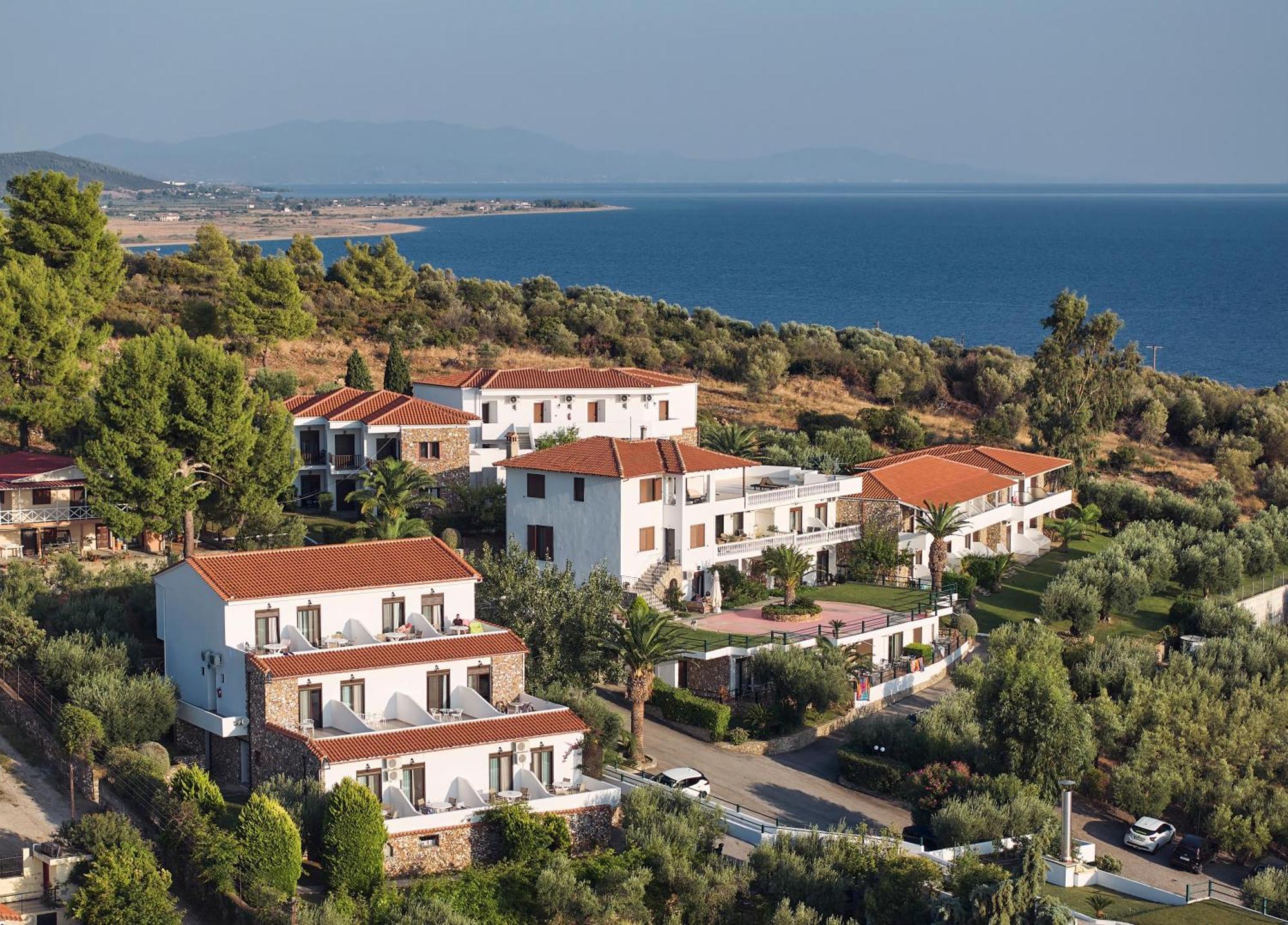 Glavas Inn Hotel Gerakini Exterior photo
