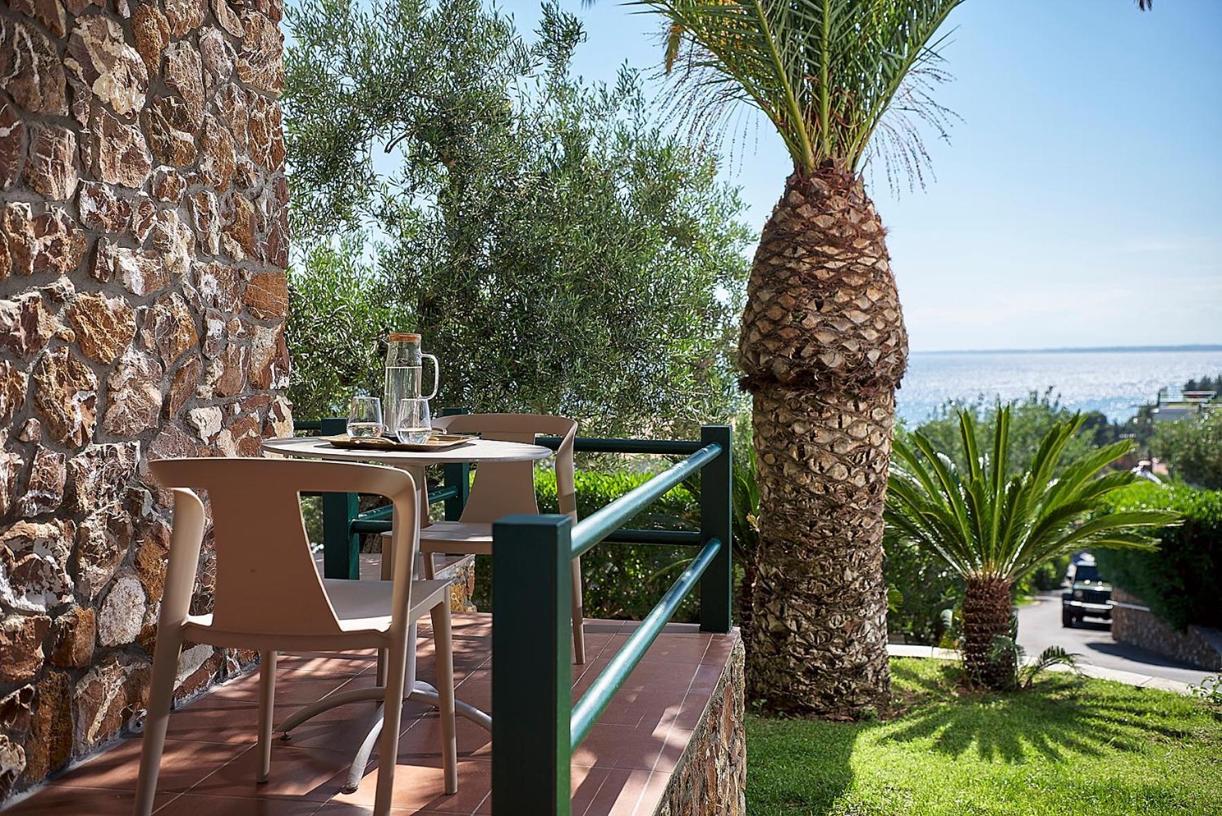 Glavas Inn Hotel Gerakini Exterior photo